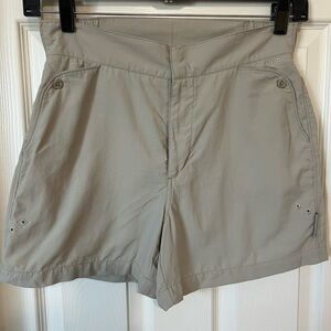 Columbia Women's khaki UPF Shorts